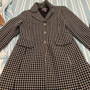 ANN TAYLOR SIZE 4. Gently used